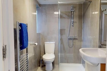 5 bed flat, Greenbank Terrace, Greenbank, Plymouth, PL48QF - Image 9